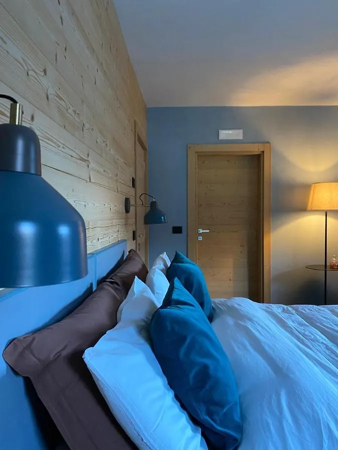 B&B Campitello 13 Di Caterina Costan San Nicolo di Comelico Italy
